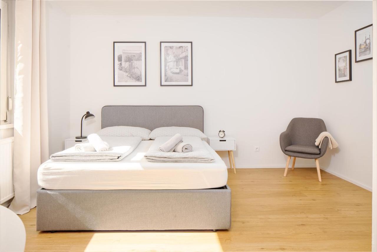 Whats-App Self-Check-In - Gemuetliches Studio Vienna Esterno foto